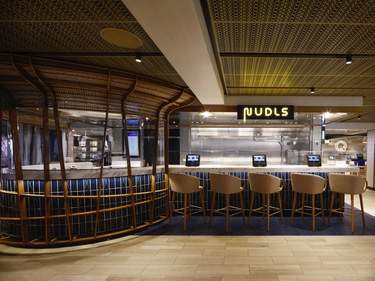 NCL Norwegian Prima Food Hall Nudls ©Christian Santiago 0.jpeg